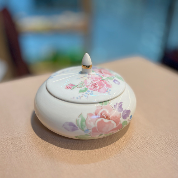 شکلات خوری خمره ای